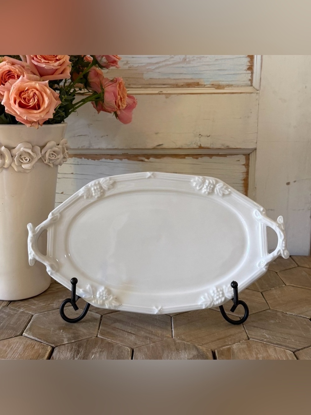 Beautiful Vintage RED CLIFF Ironstone Grape Oblong TrayPlatter,12.5”, White